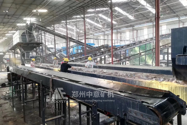 廣州建筑垃圾再生利用項目 中意建筑垃圾破碎篩分生產線配置