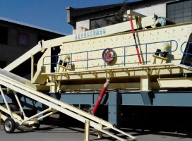 如何選擇礦山機械石頭破碎機，在鄭州購買碎石機認準價格誠信廠家